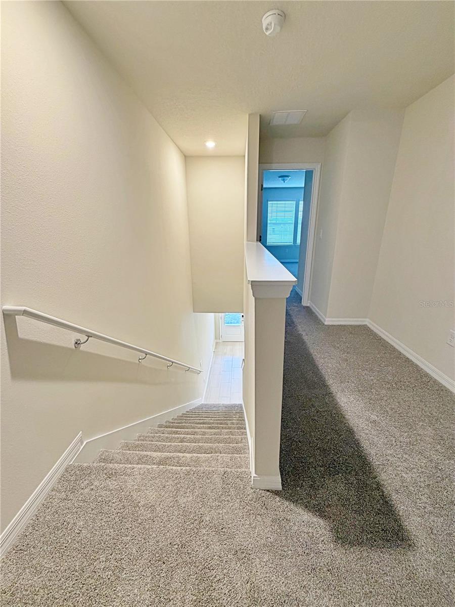 Image 25 of 37 For 16234 Merry Alley