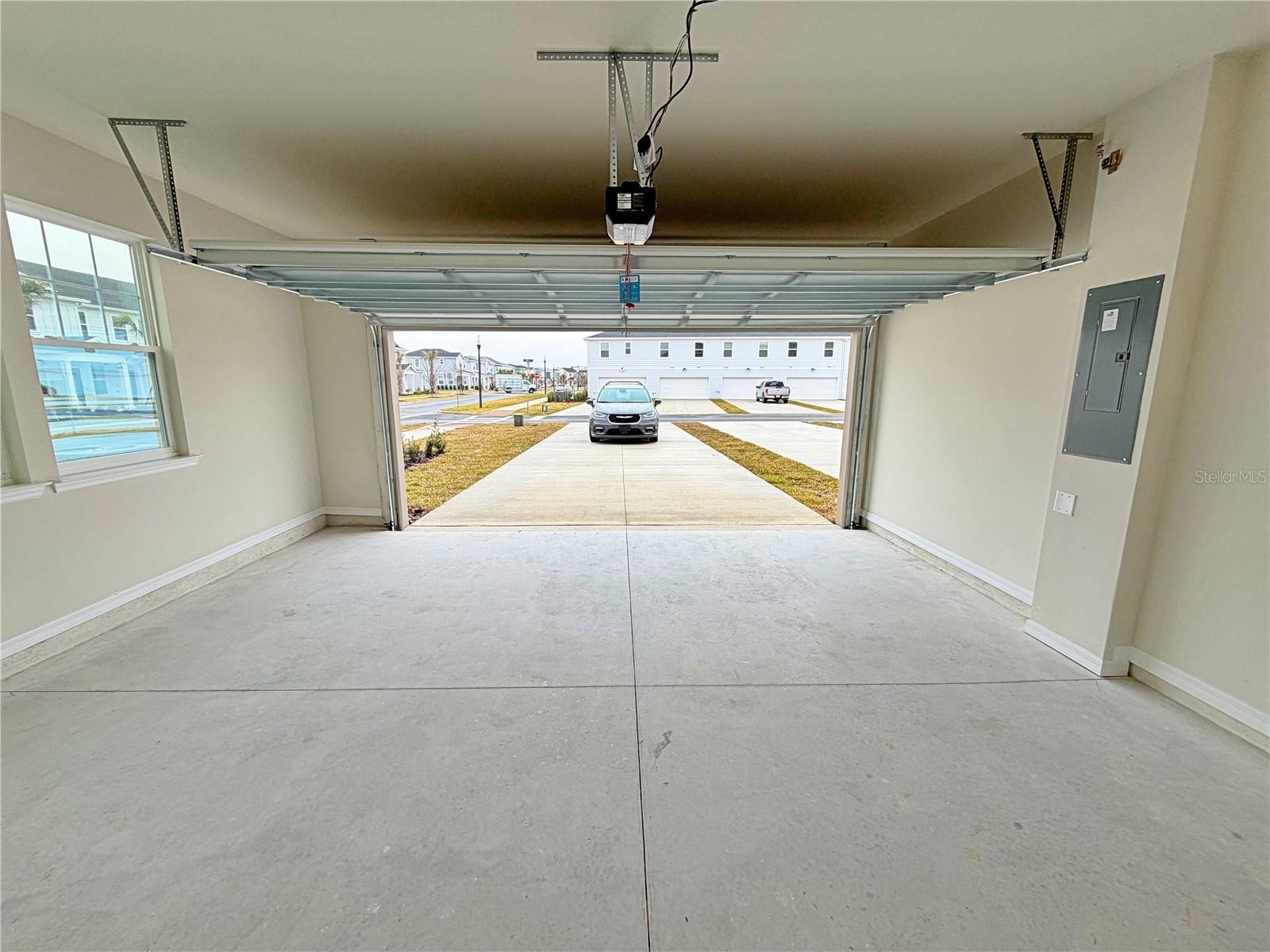 Image 26 of 37 For 16234 Merry Alley