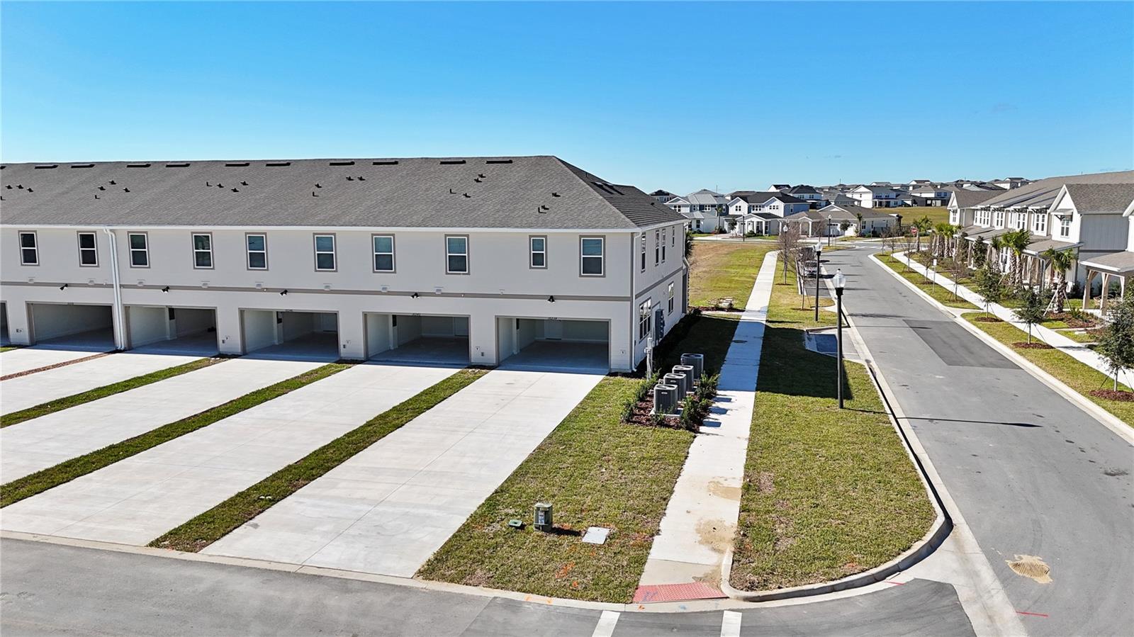 Image 30 of 37 For 16234 Merry Alley