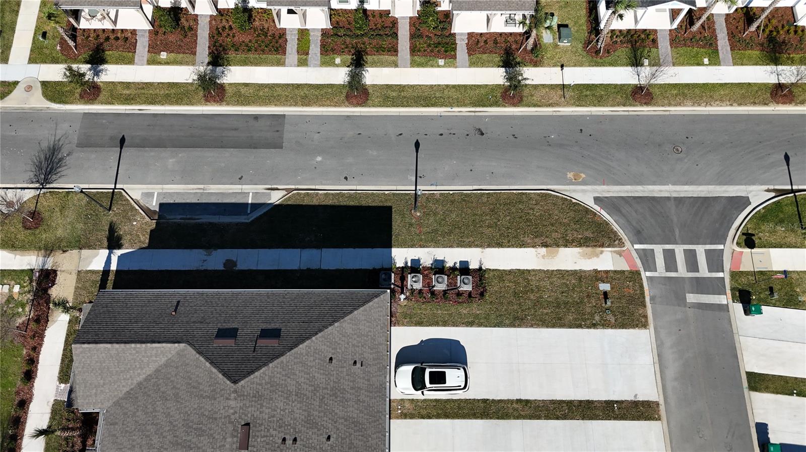 Image 31 of 37 For 16234 Merry Alley