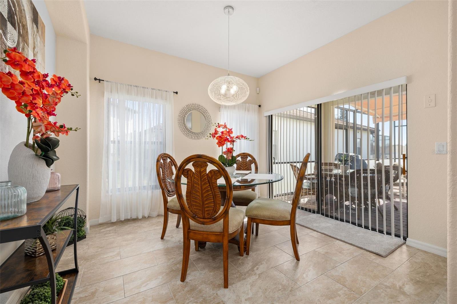 Image 18 of 67 For 231 Summer Place Loop