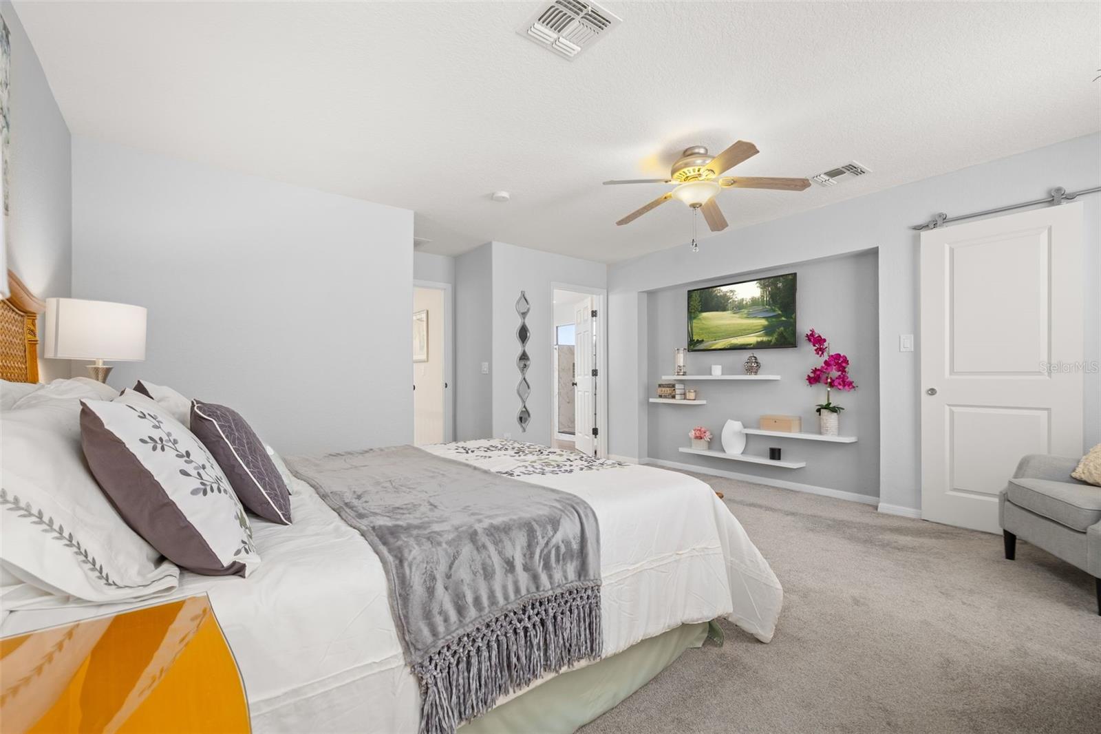 Image 31 of 67 For 231 Summer Place Loop