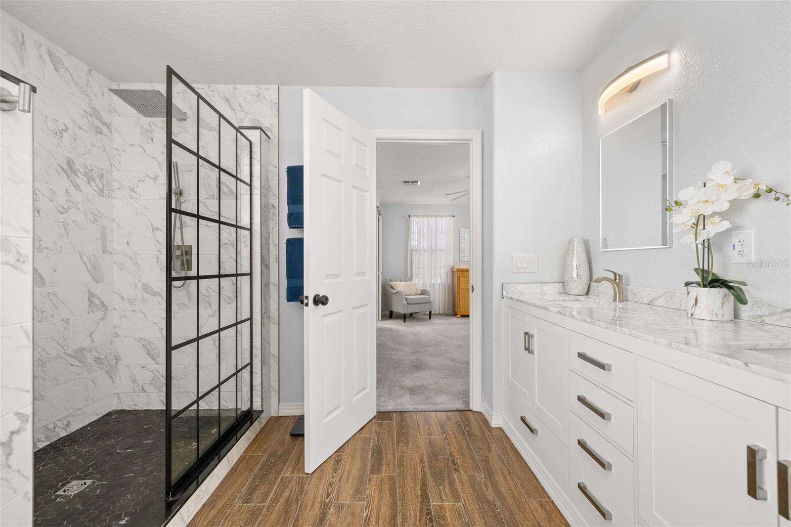 Image 34 of 67 For 231 Summer Place Loop