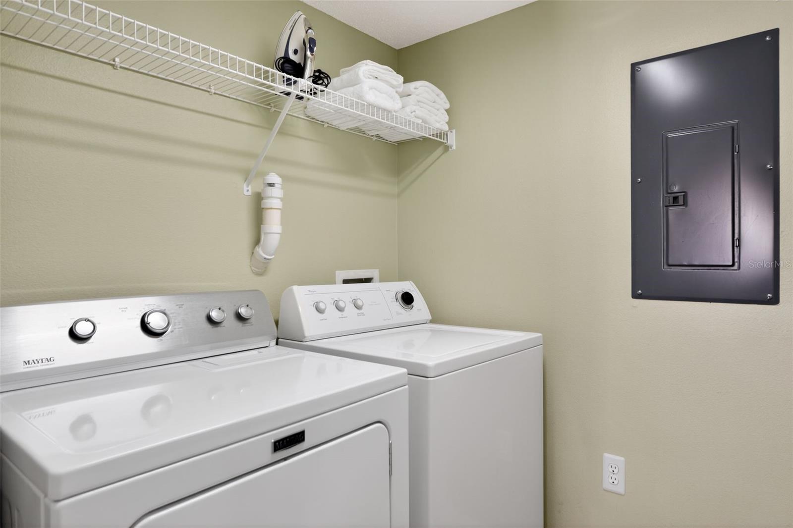 Image 28 of 59 For 8538 Crystal Cove Loop