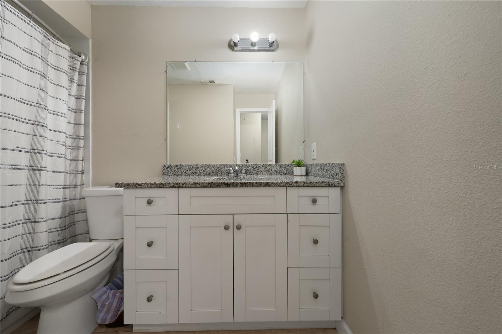 Image 14 of 28 For 12131 Agana Street