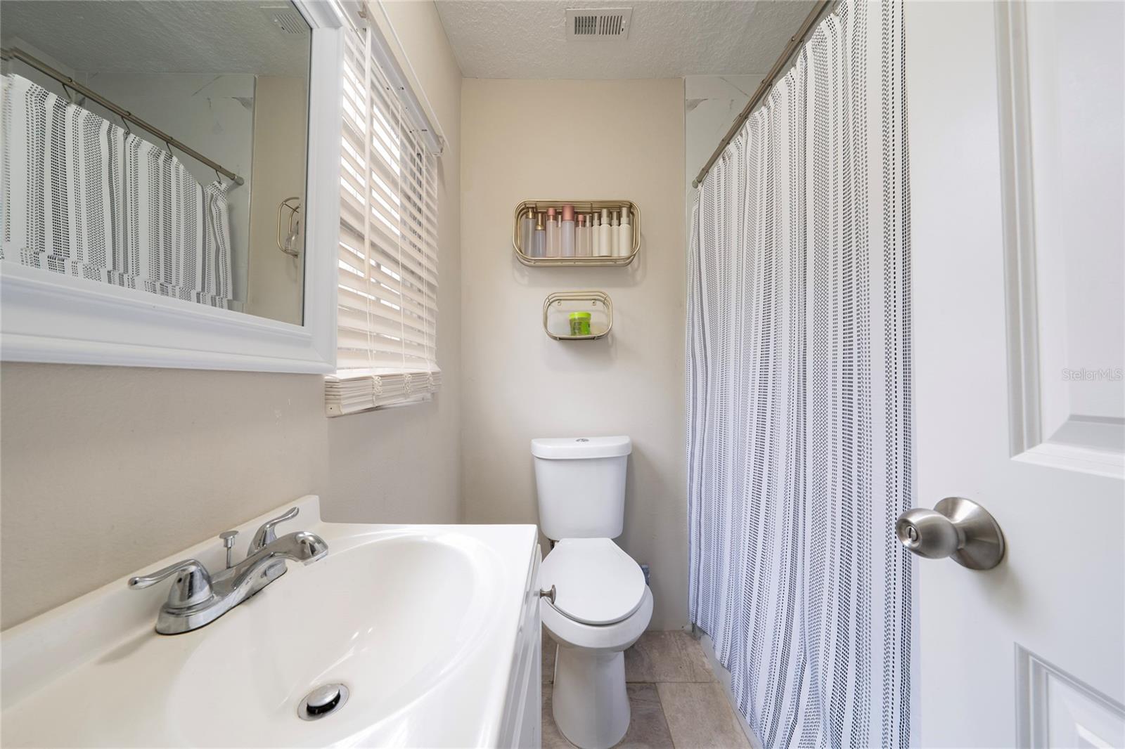 Image 18 of 28 For 12131 Agana Street