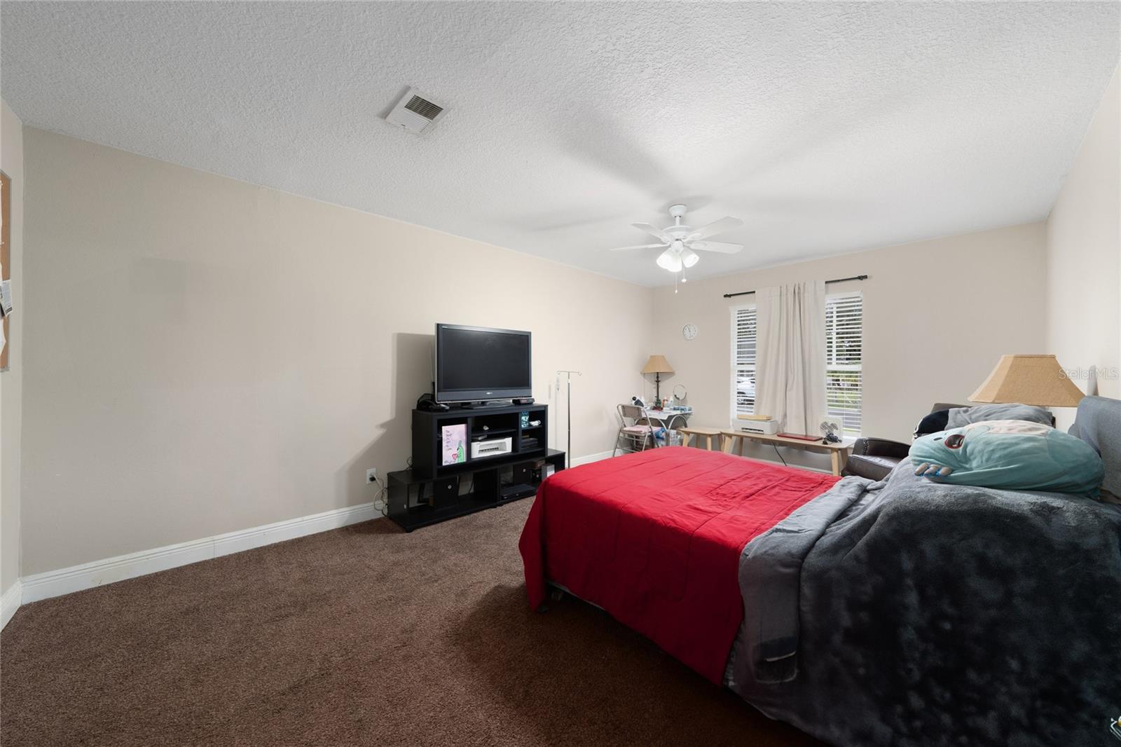 Image 19 of 28 For 12131 Agana Street