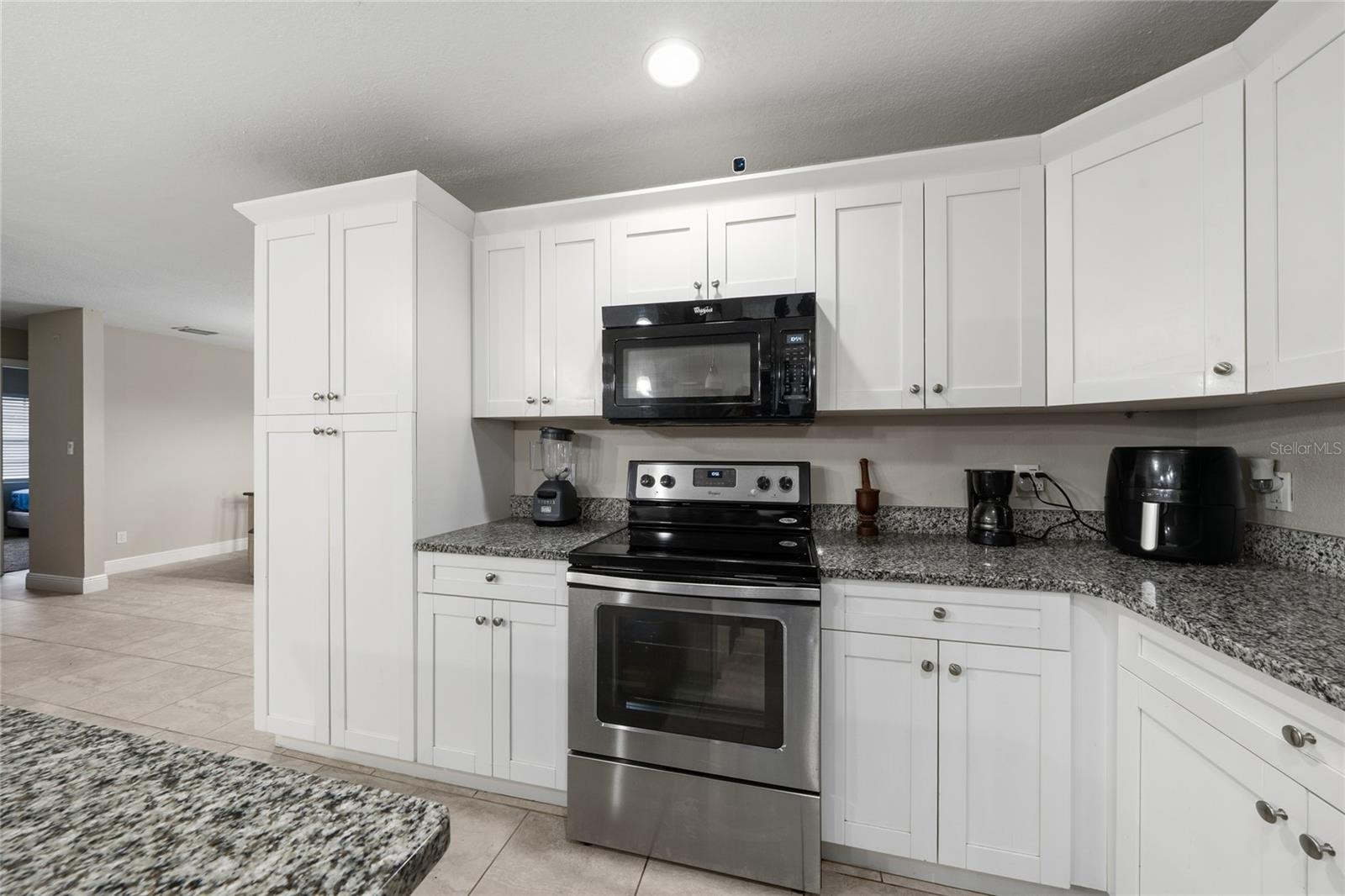 Image 4 of 28 For 12131 Agana Street