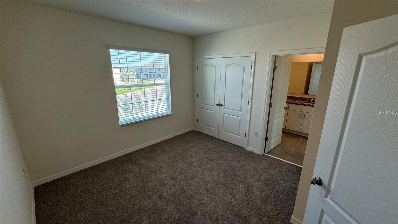 Image 22 of 28 For 1442 Isleta Loop