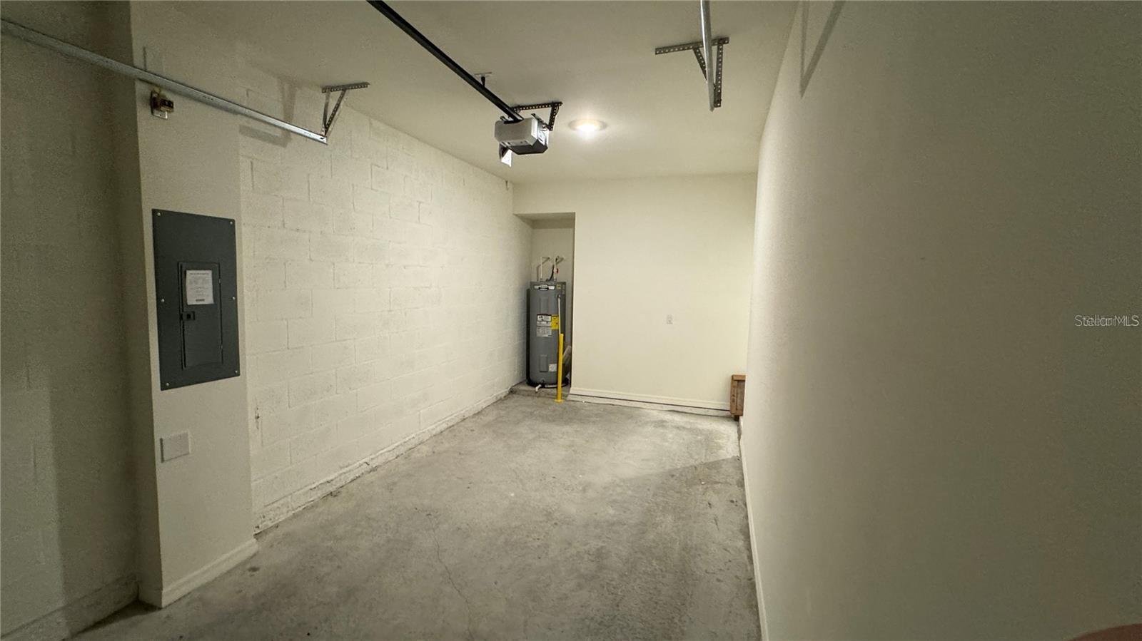 Image 27 of 28 For 1442 Isleta Loop