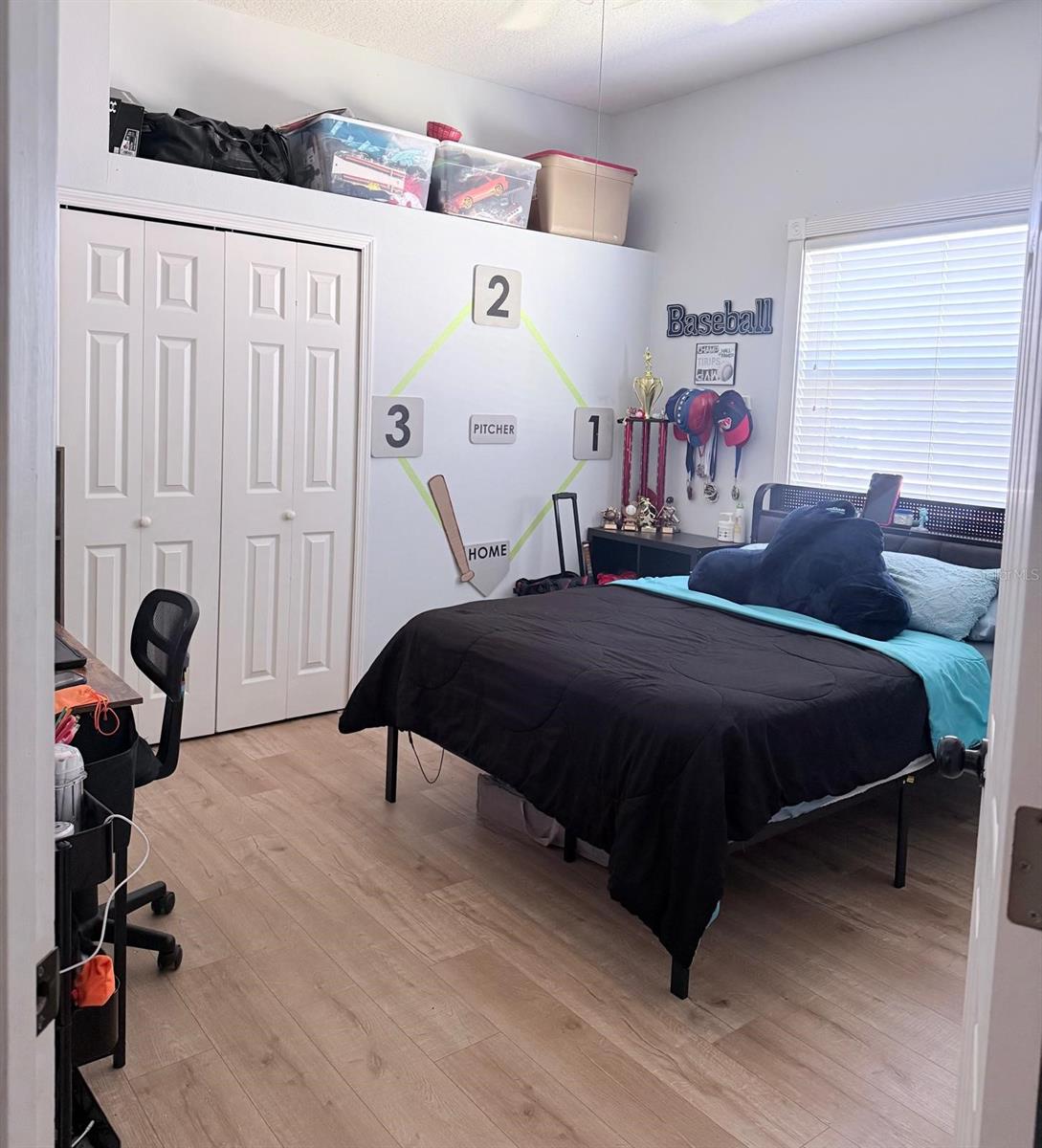 Image 18 of 27 For 14208 Charmont Court