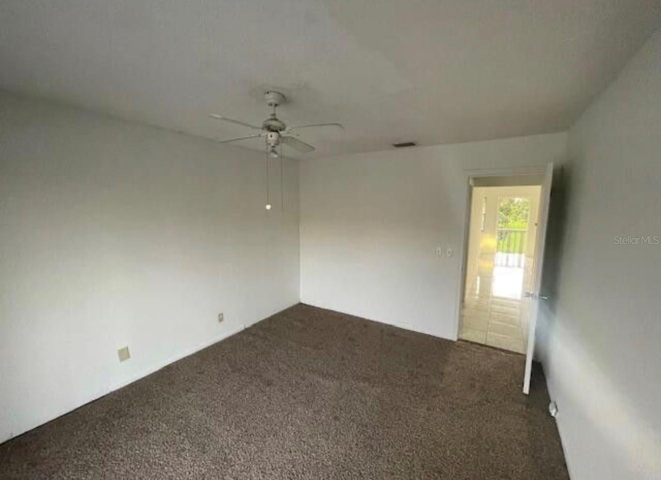 Image 10 of 19 For 66 Easthampton  C