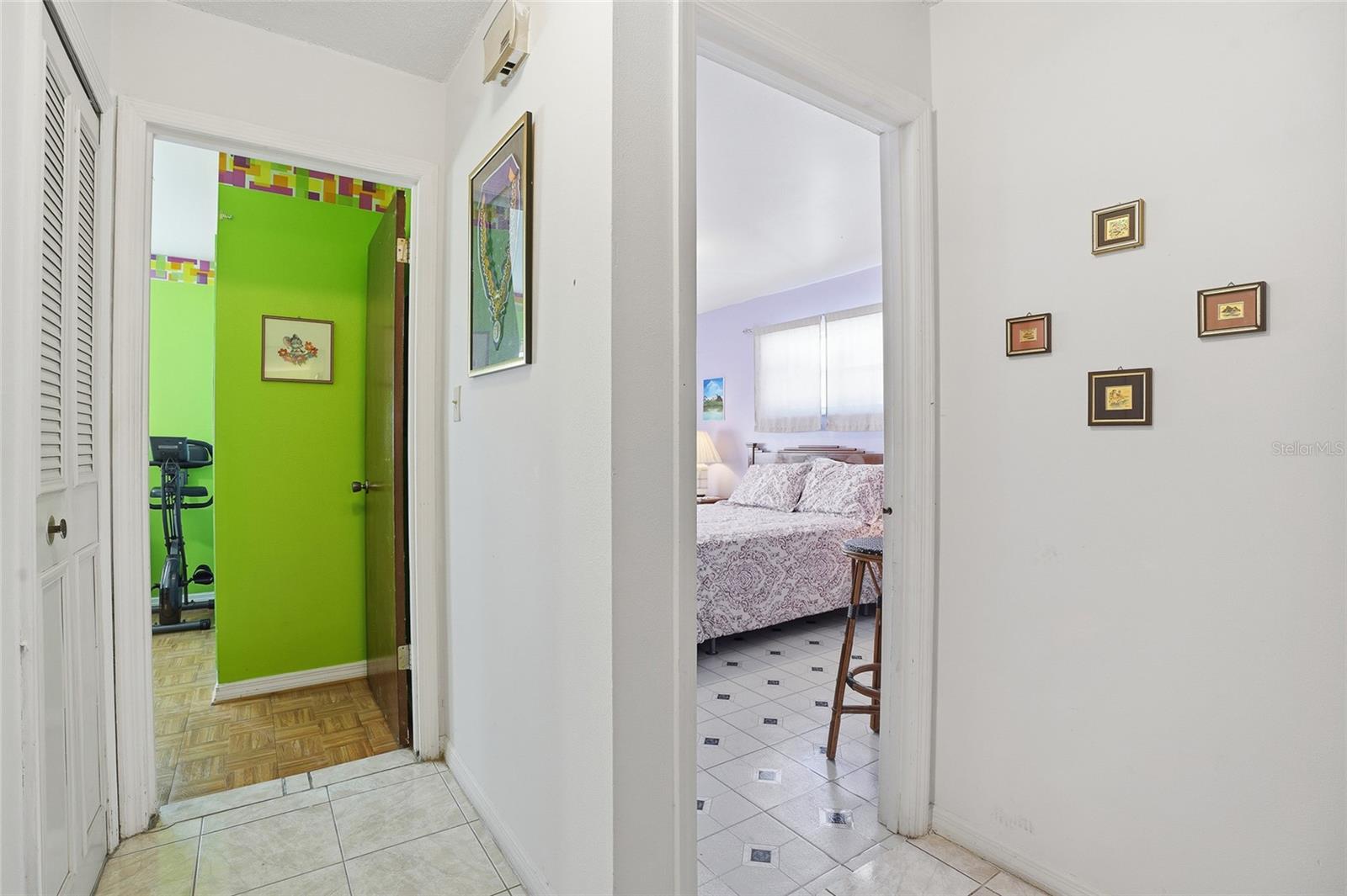 Image 36 of 48 For 7002 Crestlake Drive