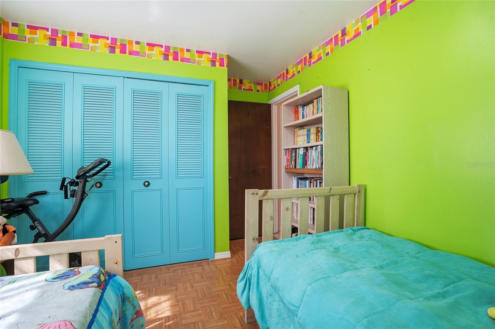 Image 38 of 48 For 7002 Crestlake Drive