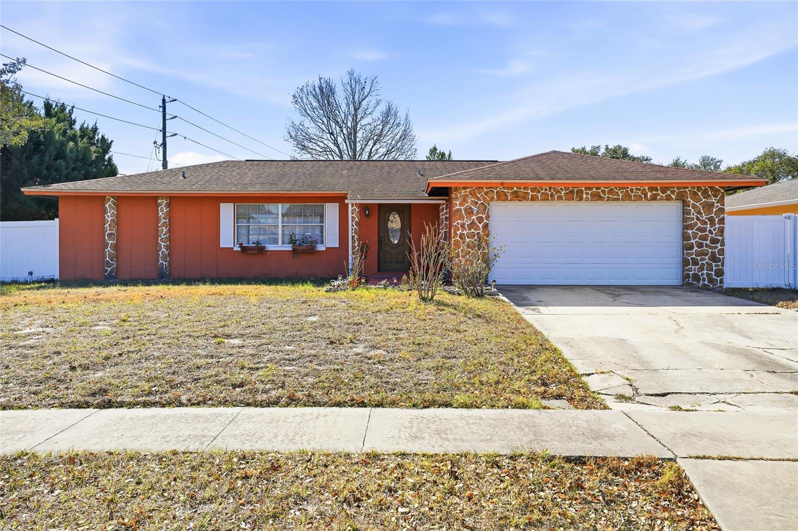 Image 8 of 48 For 7002 Crestlake Drive
