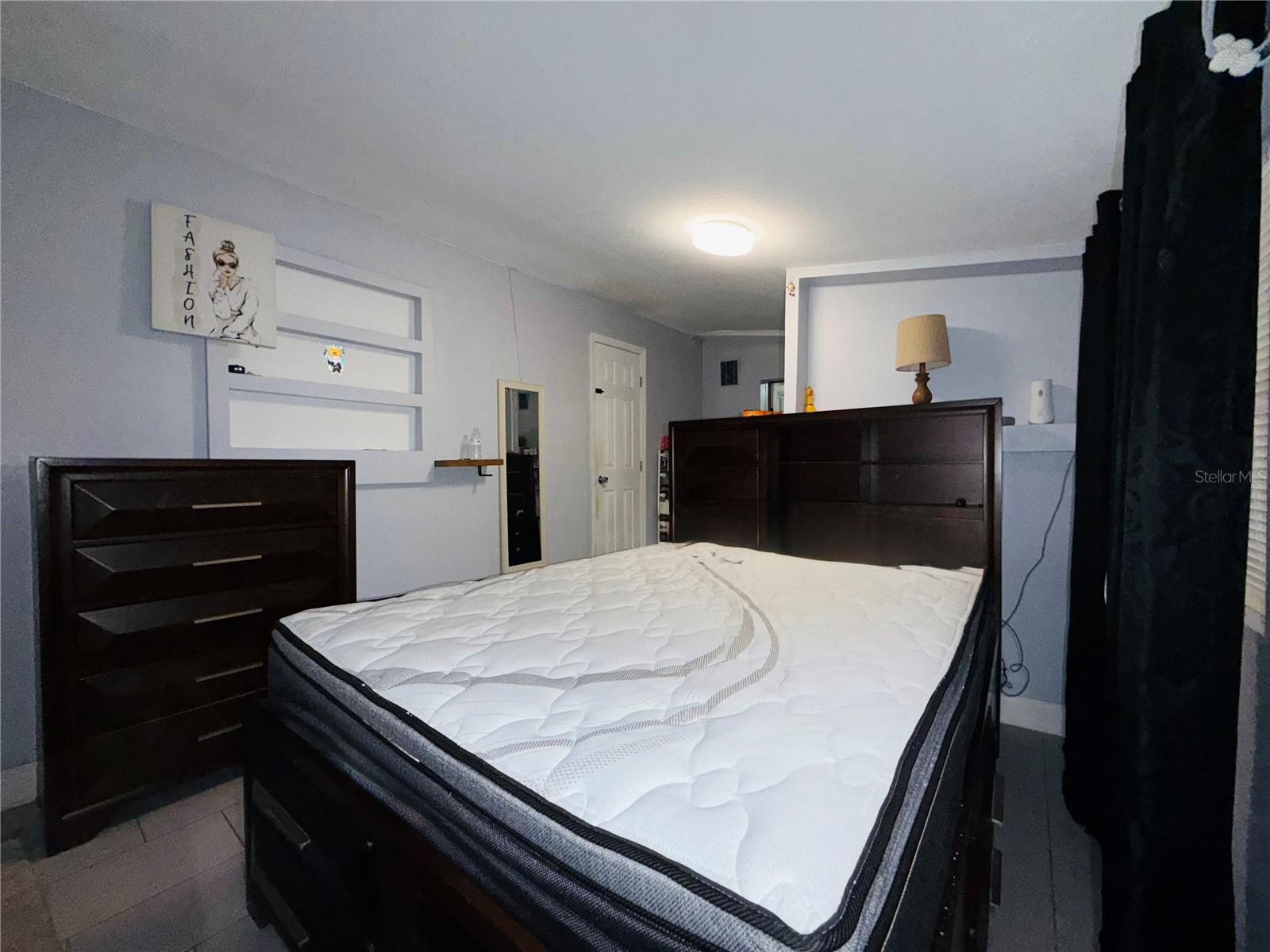 Image 15 of 36 For 2615 Beaumont Avenue