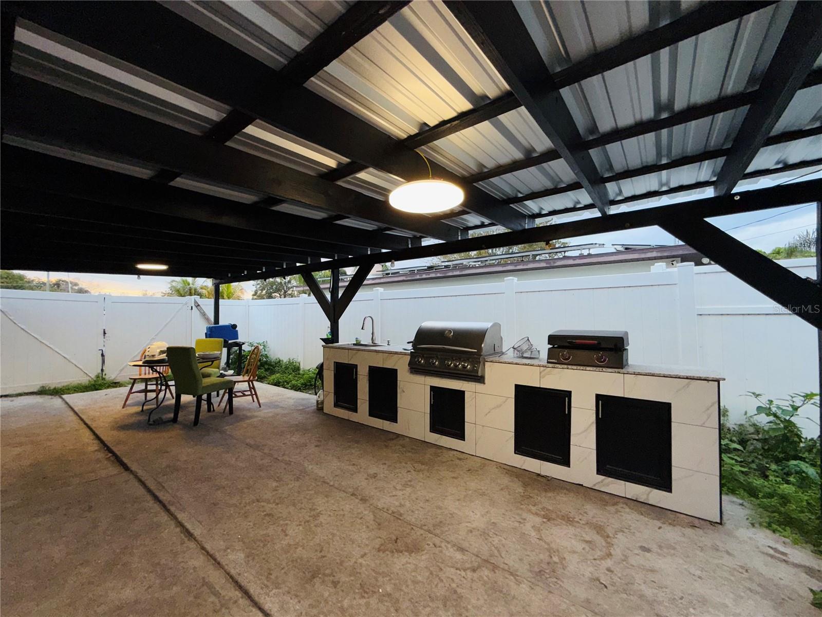 Image 33 of 36 For 2615 Beaumont Avenue