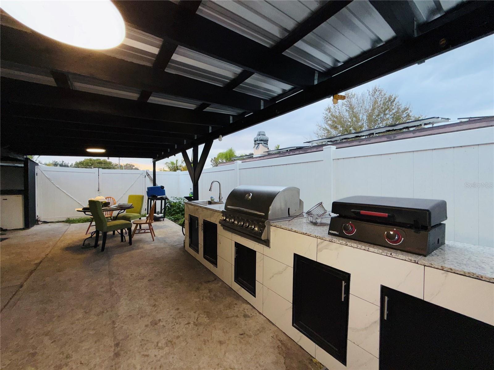 Image 34 of 36 For 2615 Beaumont Avenue