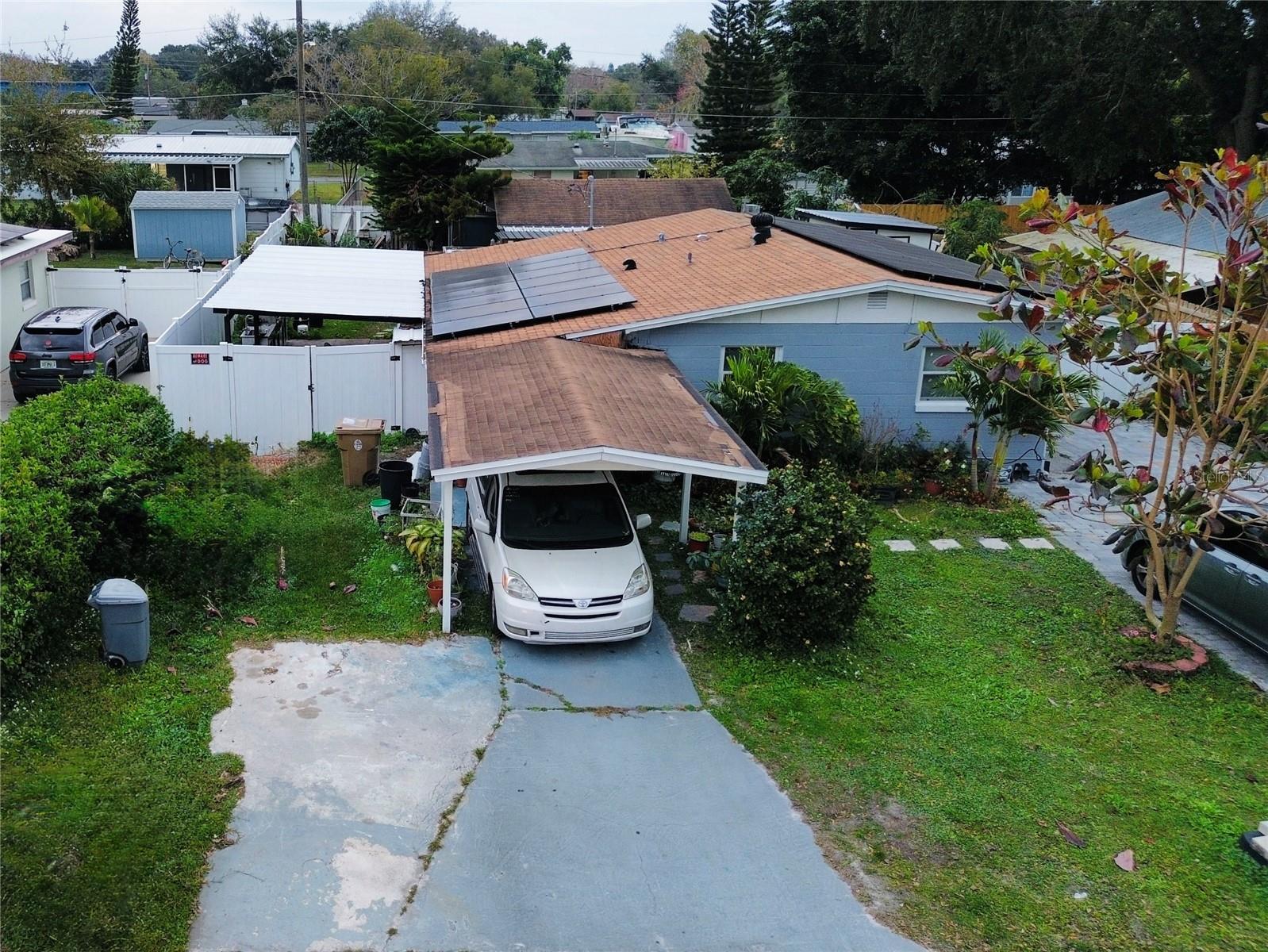 Image 4 of 36 For 2615 Beaumont Avenue