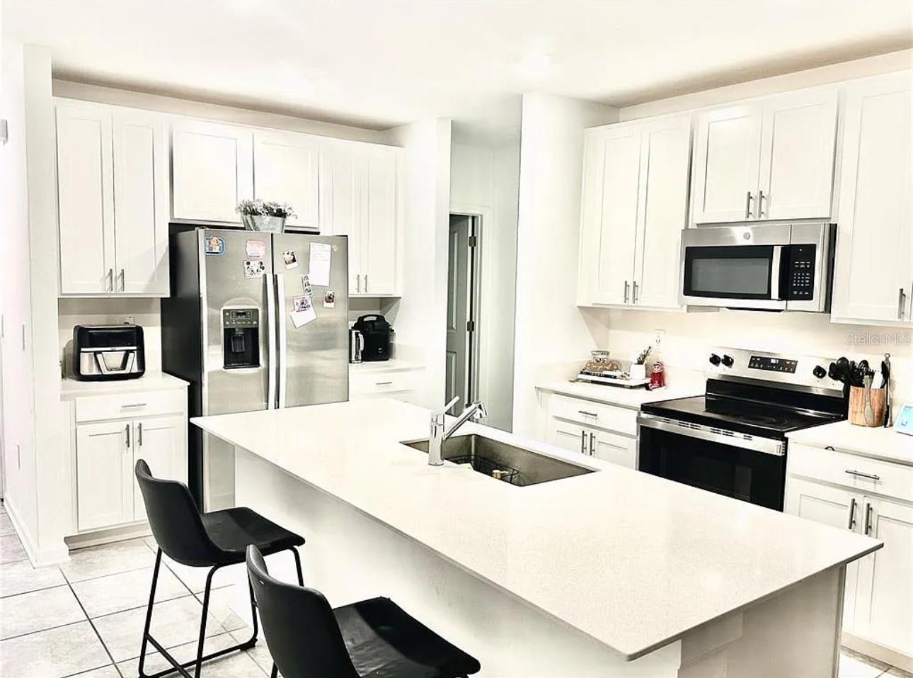 Image 3 of 10 For 1835 Weir Boulevard