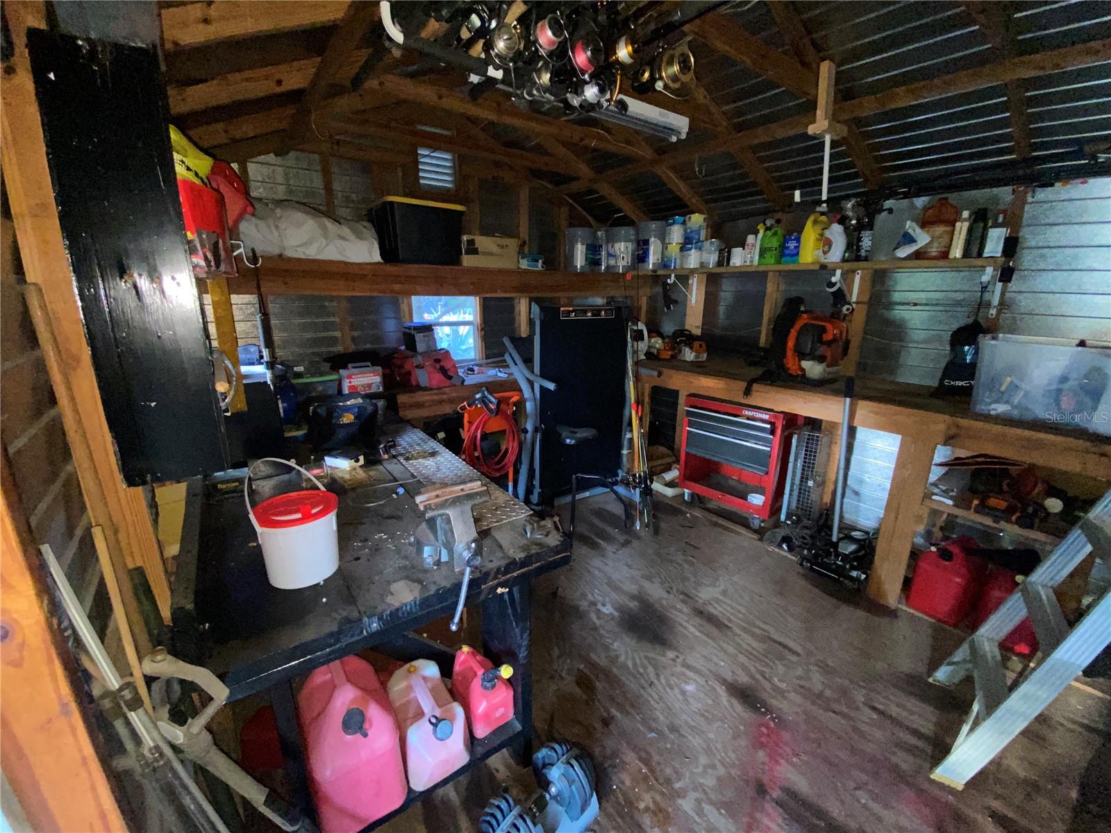 Image 15 of 30 For 5870 Alligator Lake Shore W