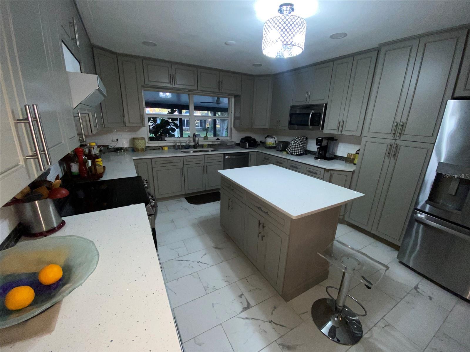 Image 27 of 30 For 5870 Alligator Lake Shore W