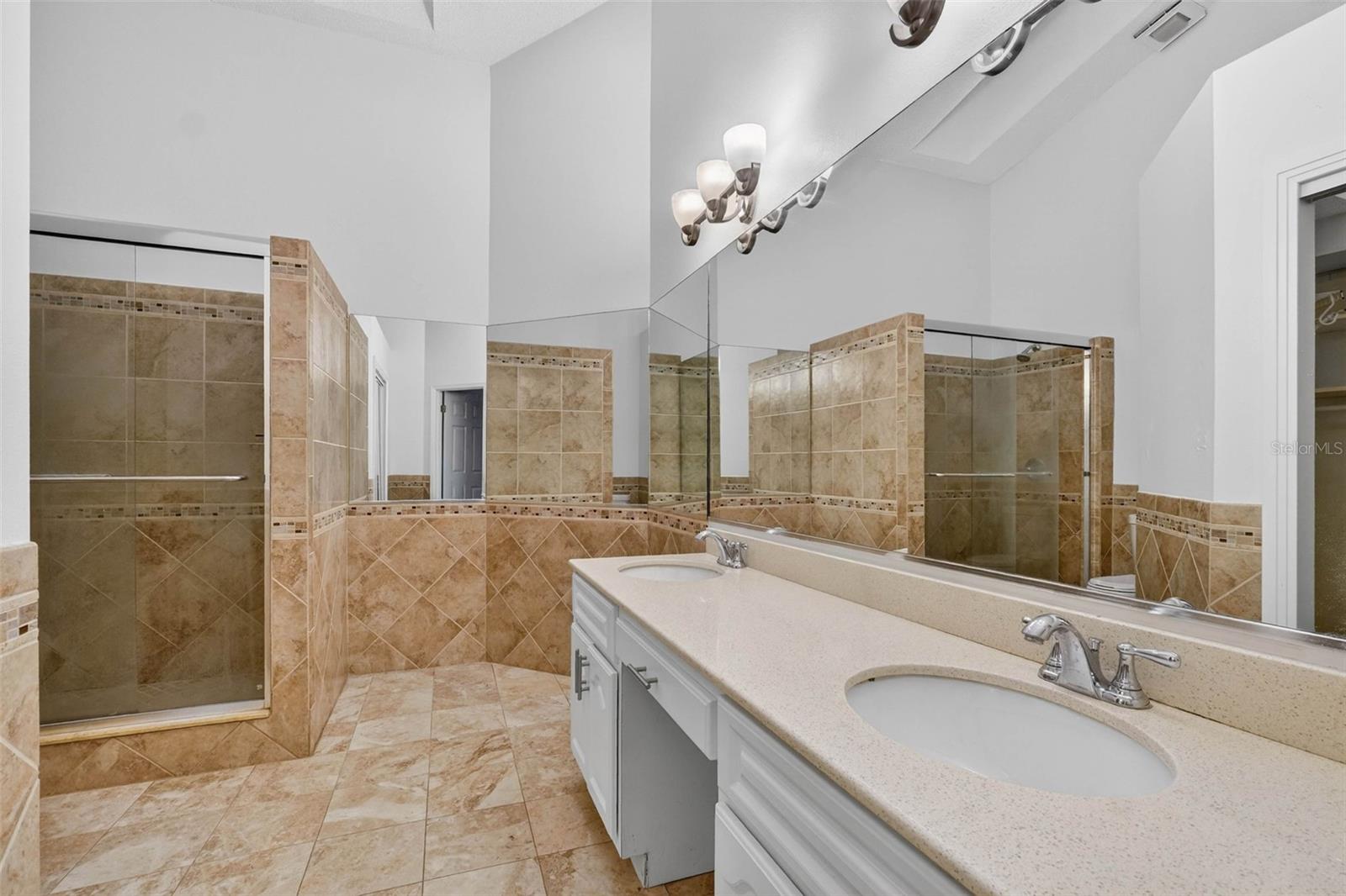 Image 17 of 39 For 160 Prairie Dune Way