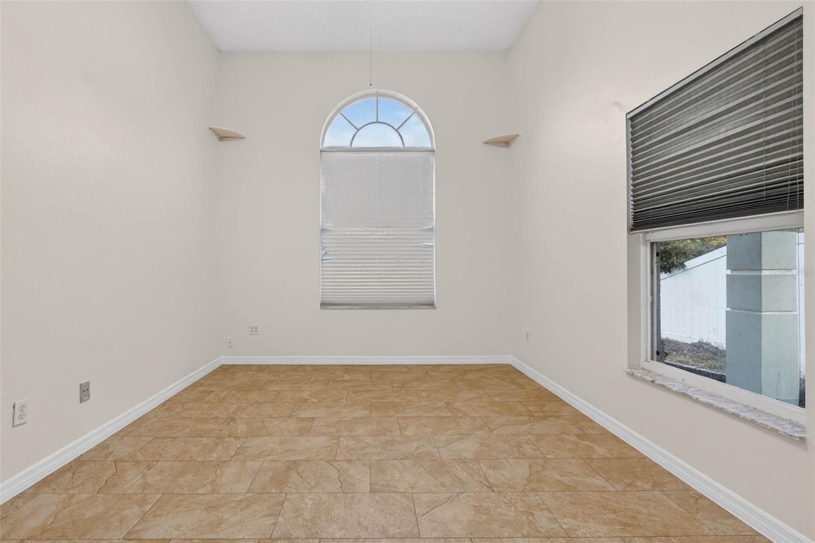 Image 19 of 39 For 160 Prairie Dune Way