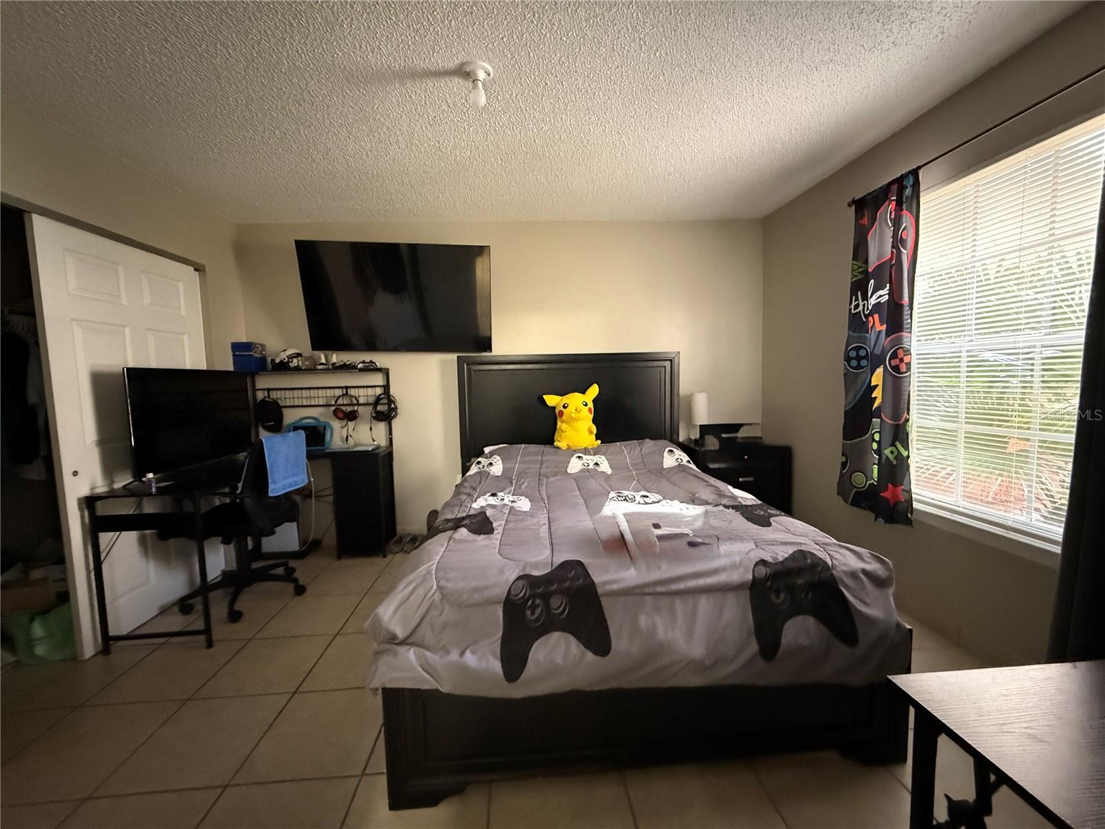 Listing photo id 11 for 401 Fountainhead Circle 152