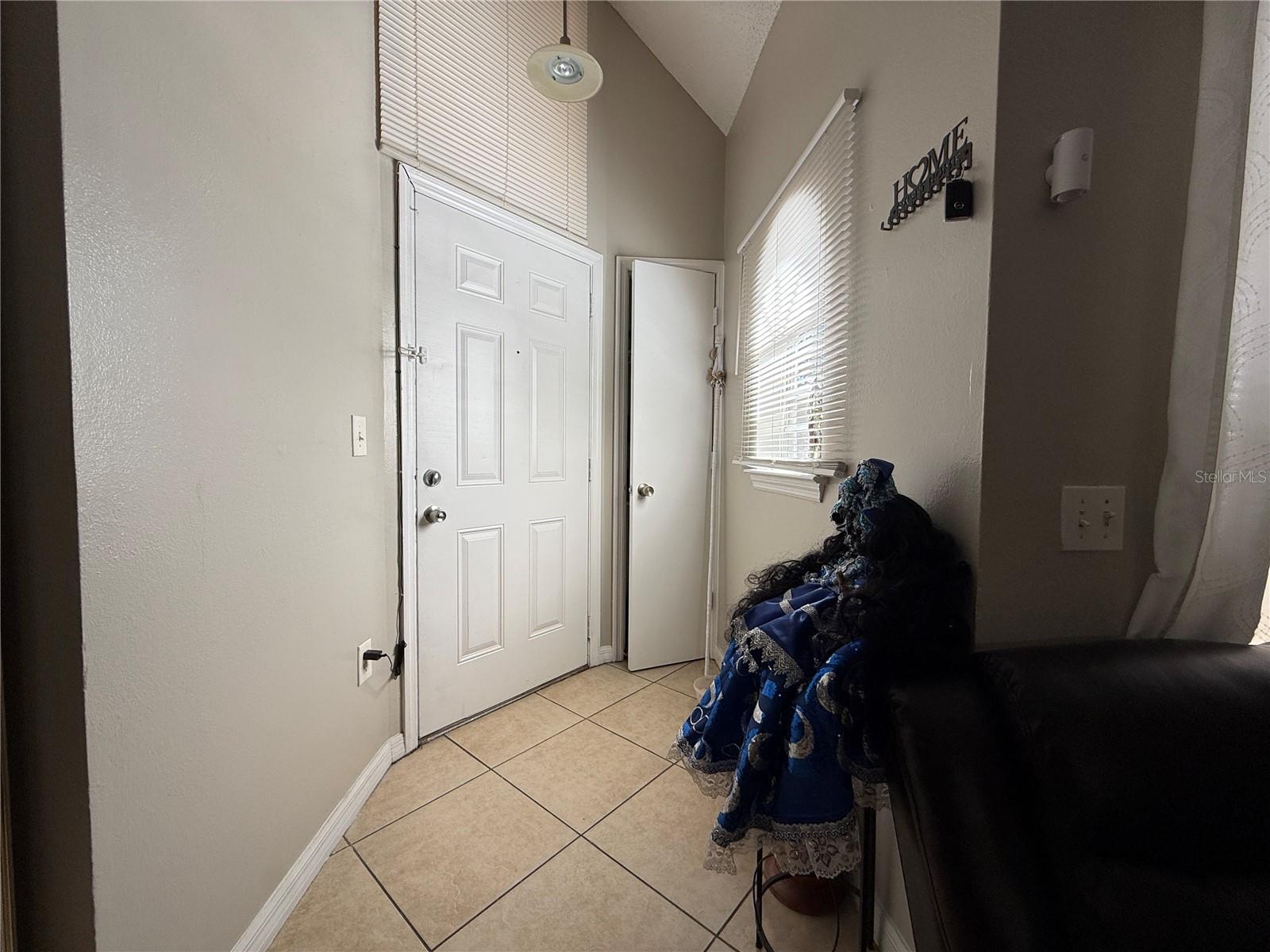 Listing photo id 14 for 401 Fountainhead Circle 152