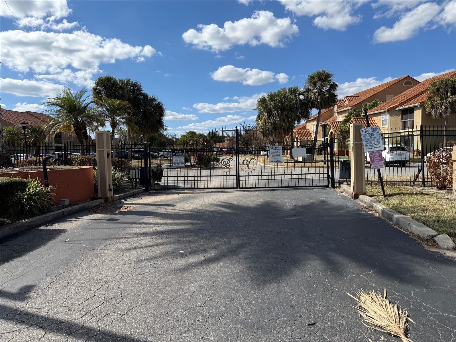 Listing photo id 1 for 401 Fountainhead Circle 152