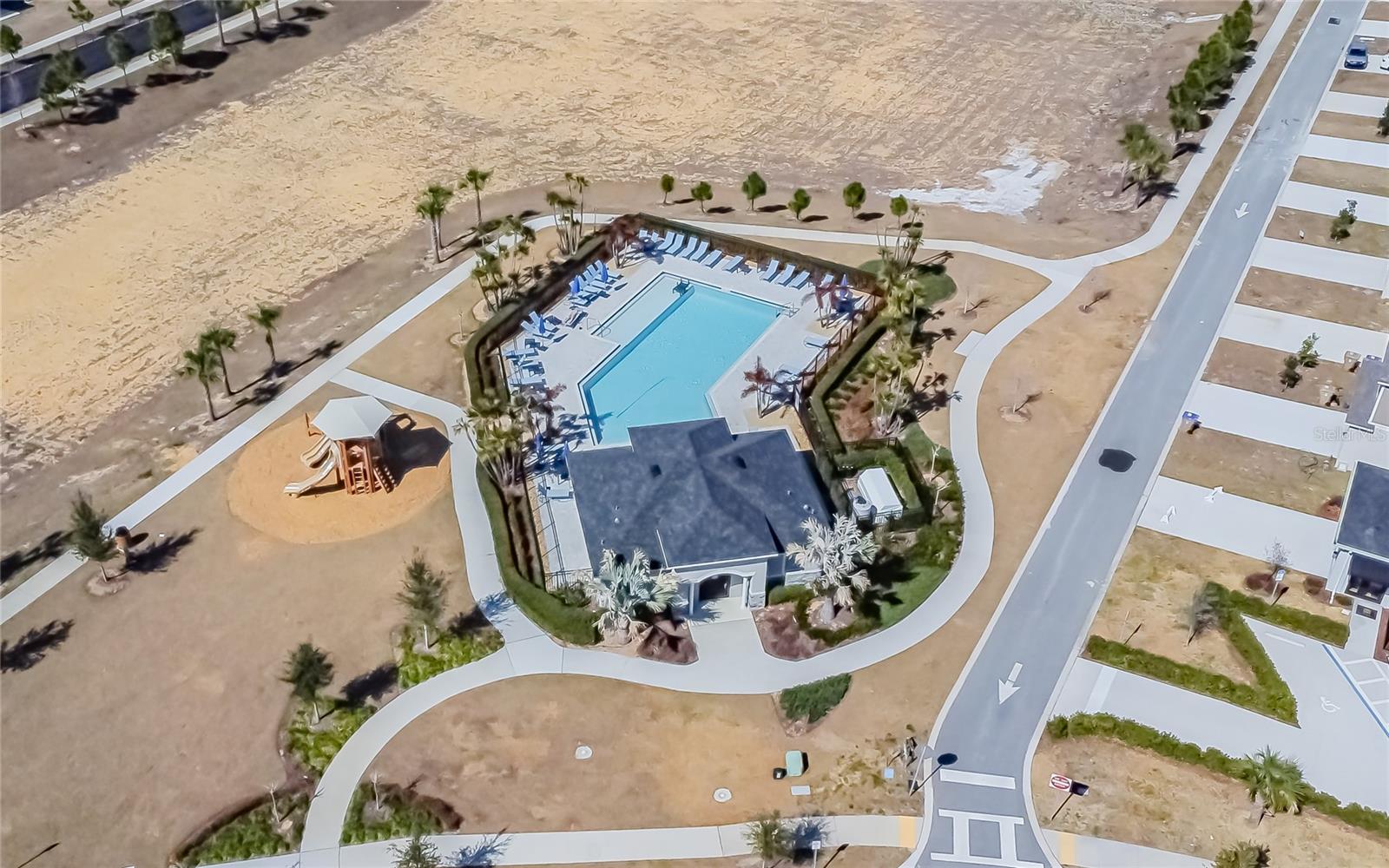 Image 30 of 31 For 895 Overpool Avenue