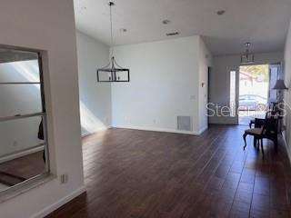 Image 15 of 16 For 1256 Pin Oak Drive