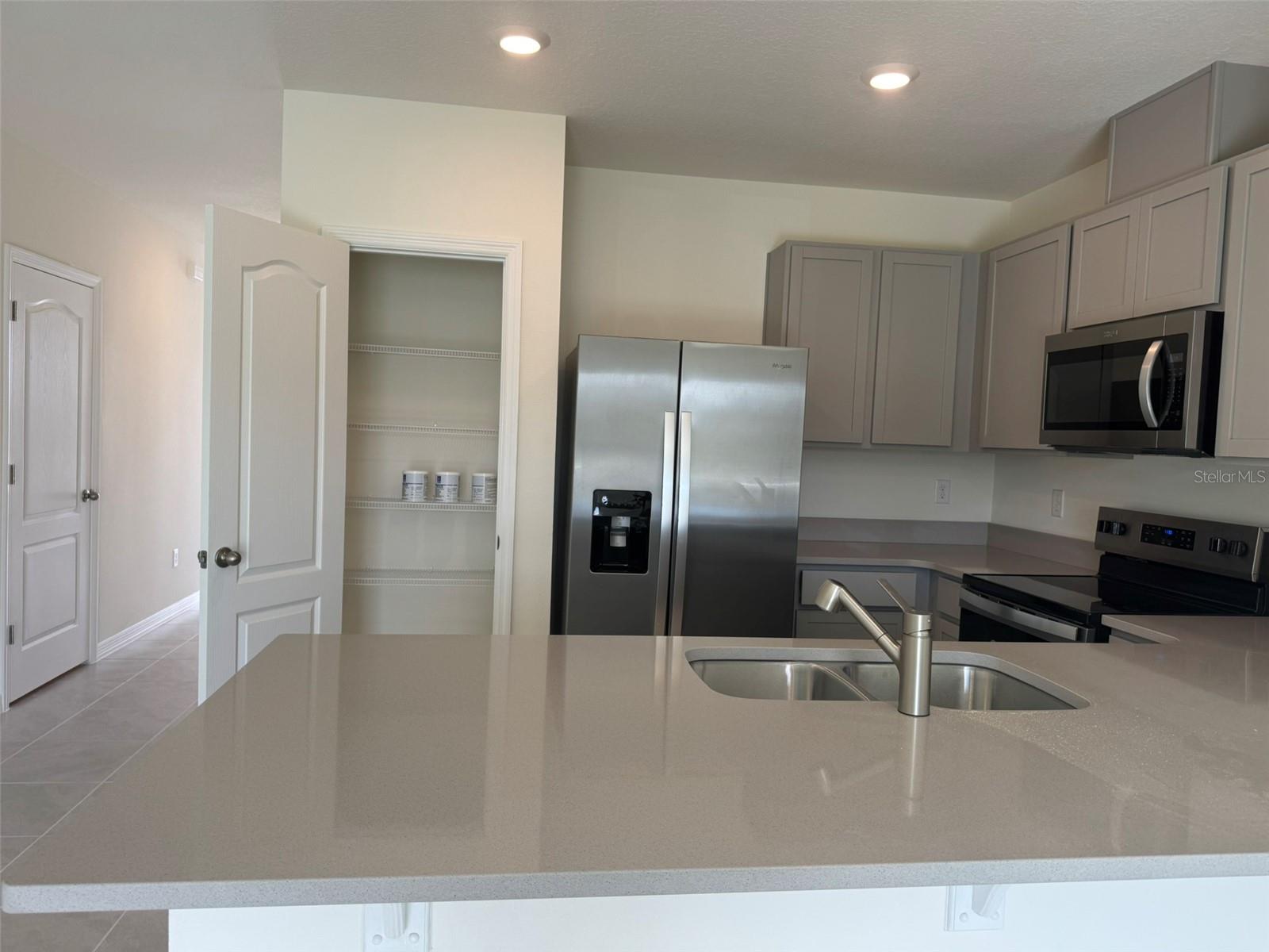 Image 3 of 30 For 2151 Longleaf Road