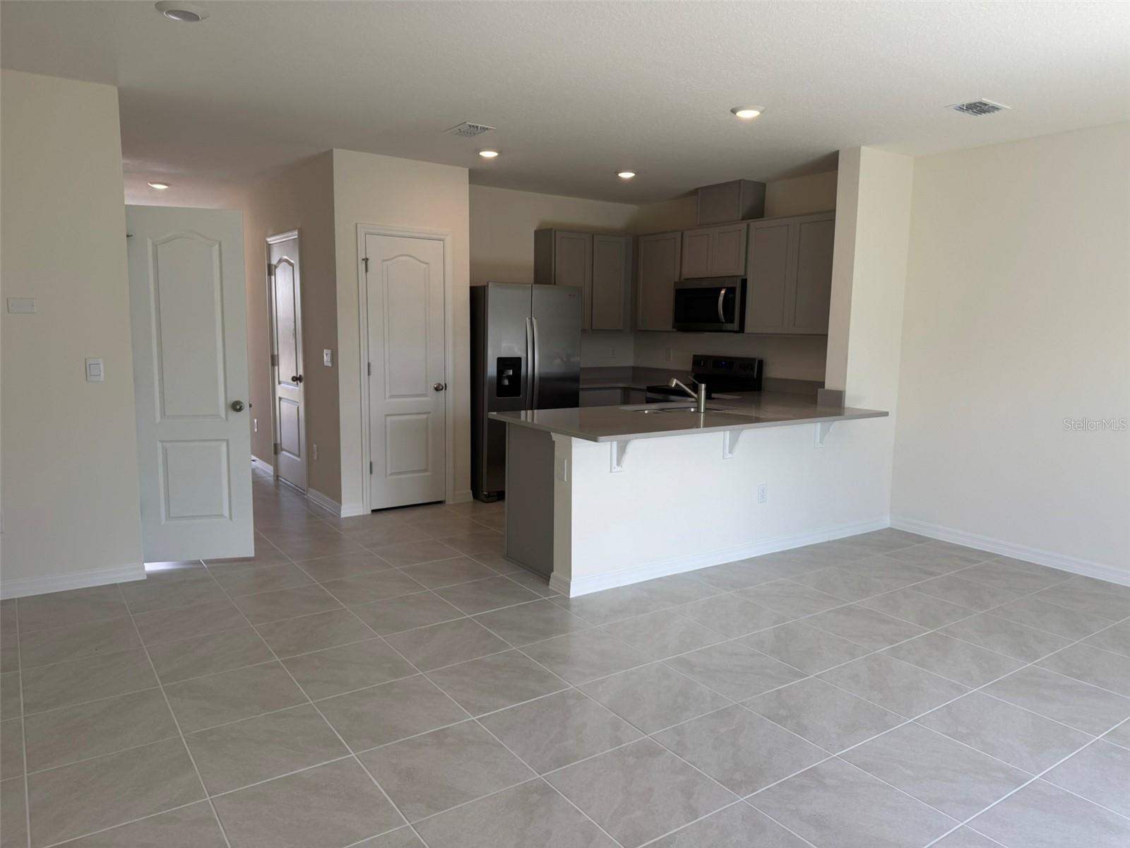 Image 4 of 30 For 2151 Longleaf Road