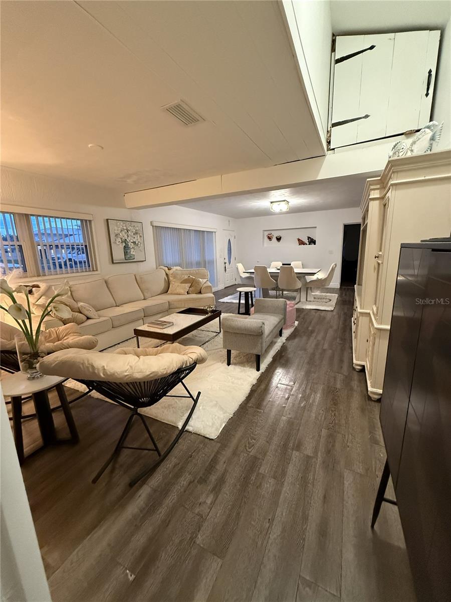 Image 16 of 36 For 110 Main Avenue