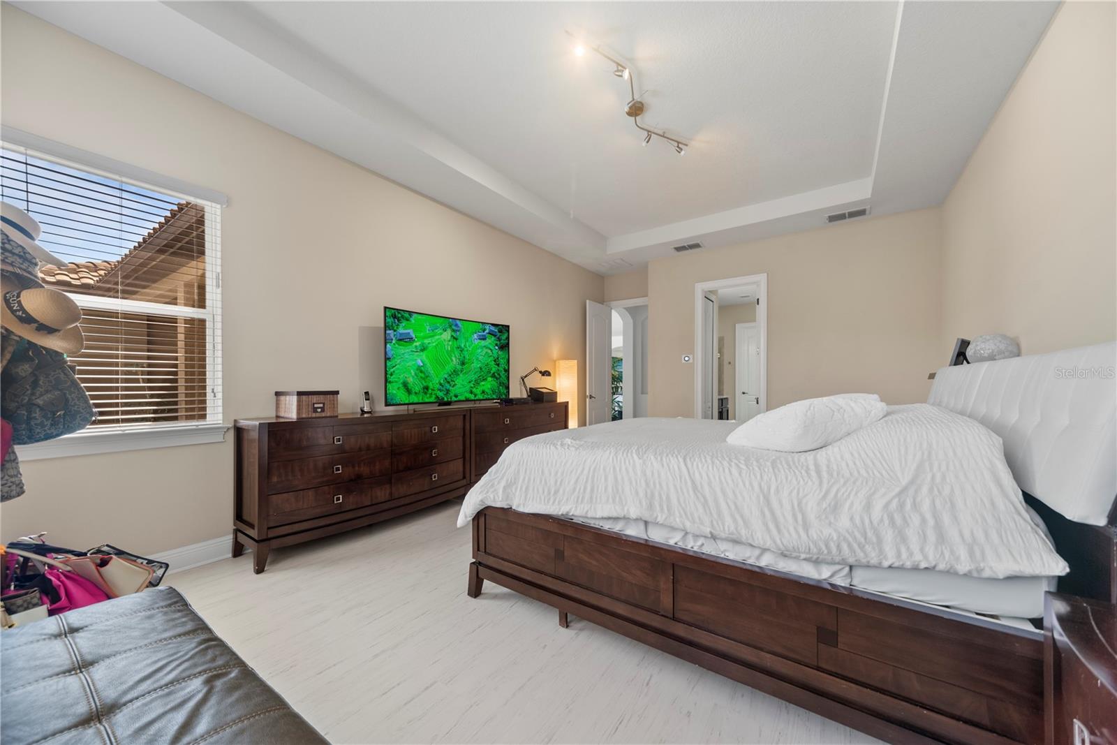 Image 25 of 44 For 7325 Wild Blackberry Trail