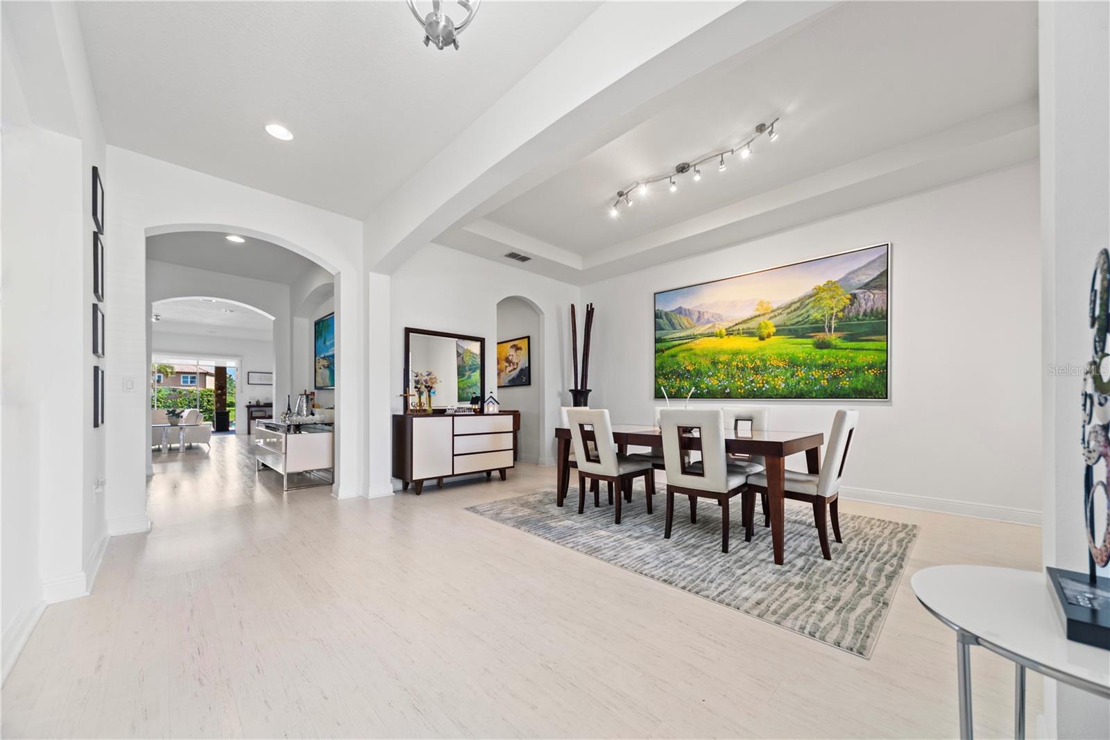 Image 4 of 44 For 7325 Wild Blackberry Trail