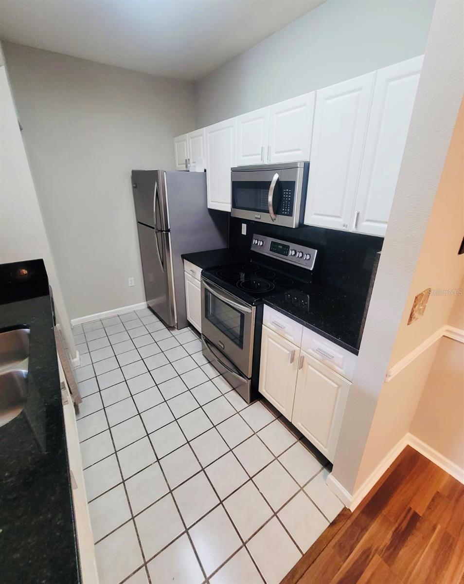 Image 10 of 26 For 14341 Fredricksburg Drive 1004