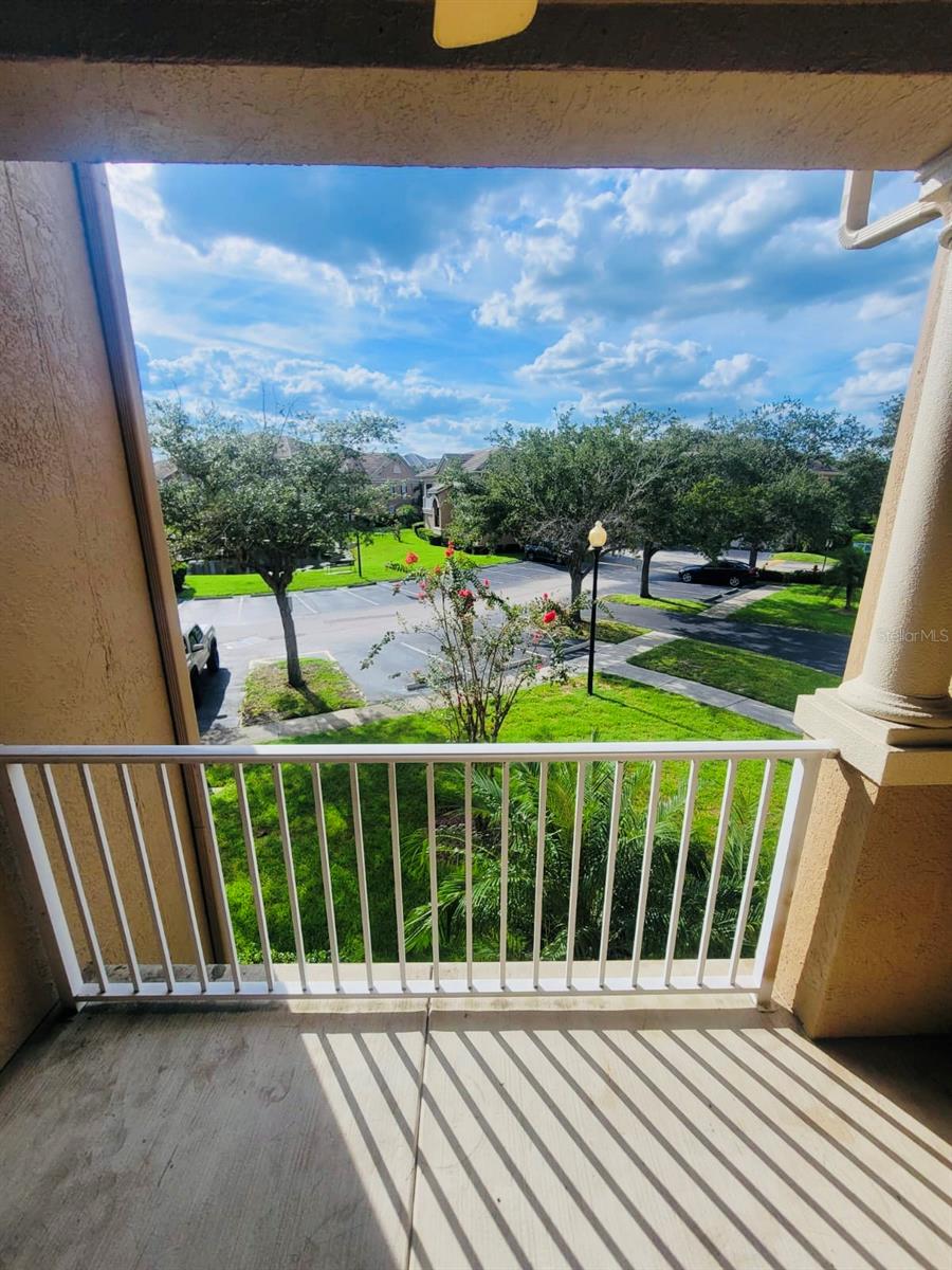 Image 19 of 26 For 14341 Fredricksburg Drive 1004