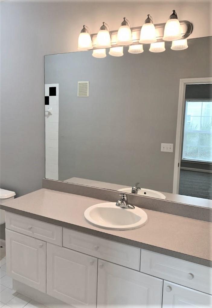 Image 12 of 17 For 475 Water Street