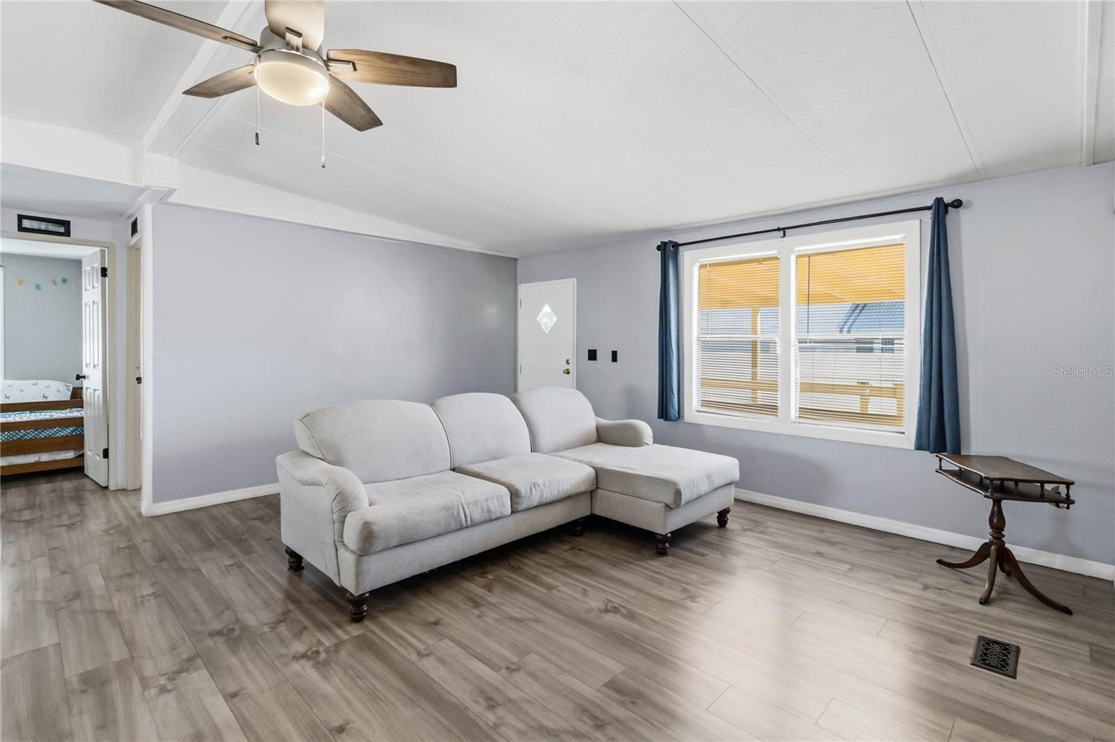 Image 7 of 30 For 2320 Darby Lane