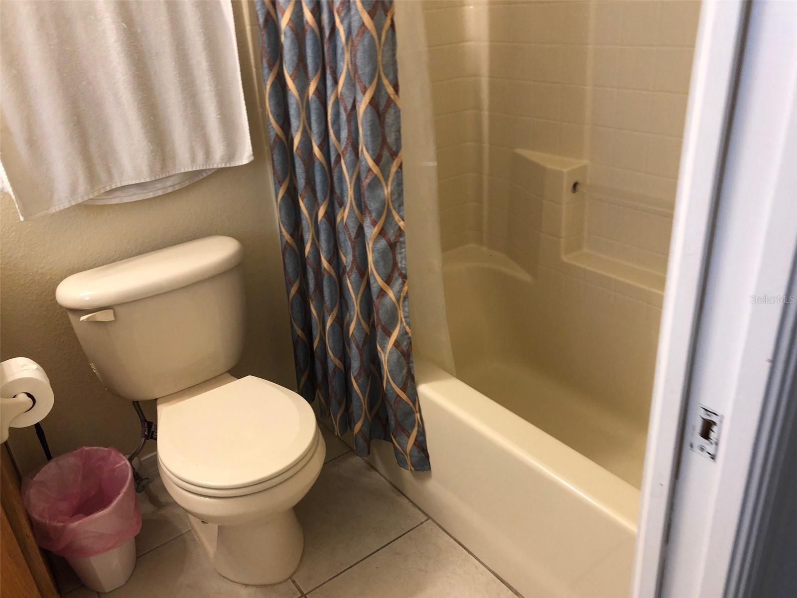 Image 15 of 25 For 655 Knollwood Drive