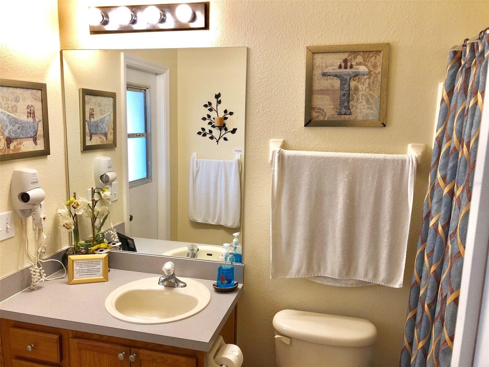 Image 18 of 25 For 655 Knollwood Drive