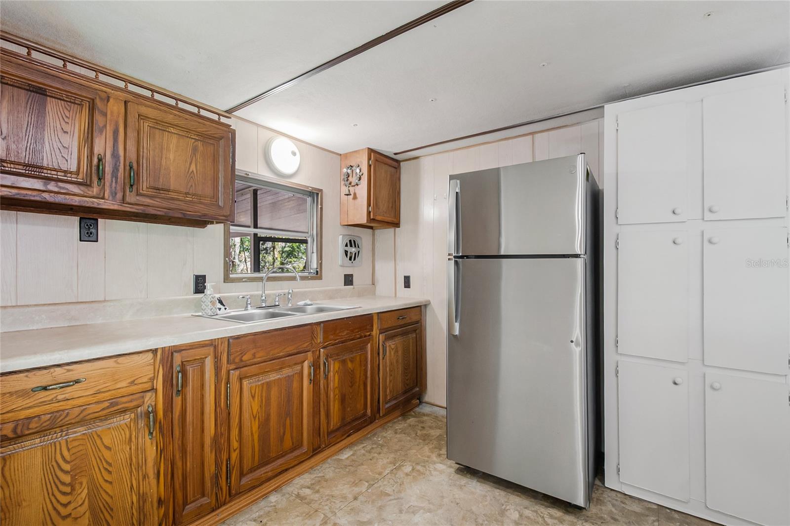 Image 38 of 48 For 10356 Se Highway 42