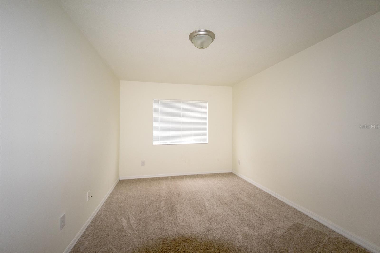 Image 7 of 19 For 821 Orchid Drive A