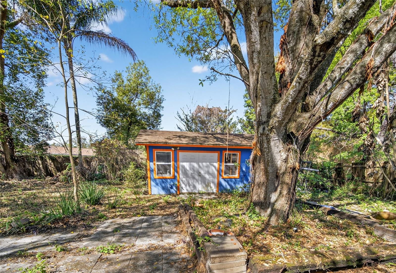 Image 37 of 49 For 518 Lavon Drive