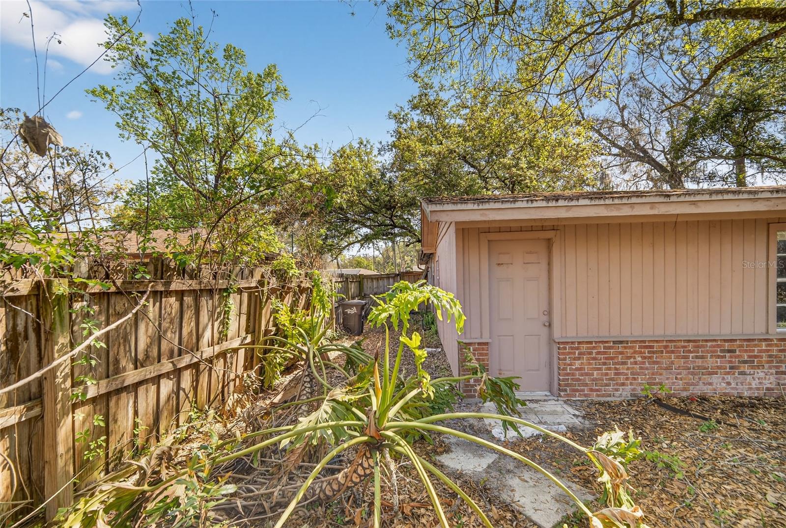 Image 44 of 49 For 518 Lavon Drive