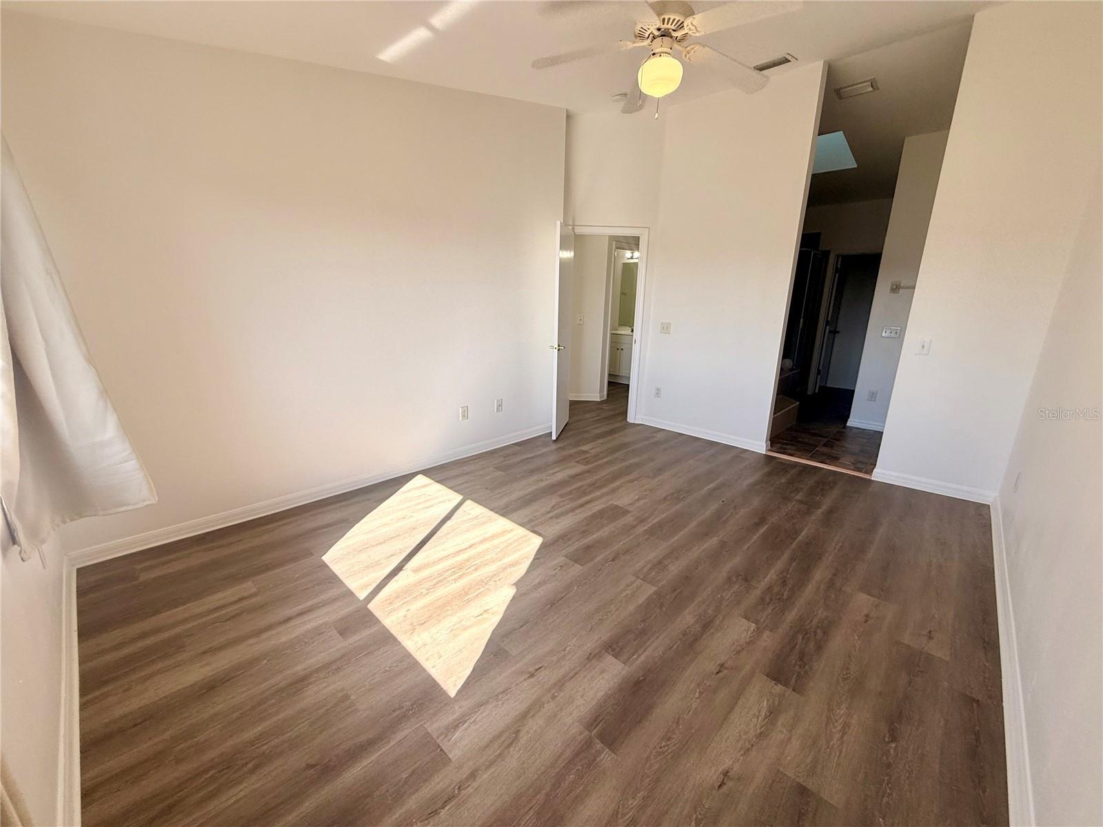 Image 9 of 19 For 862 Caribbean Drive A