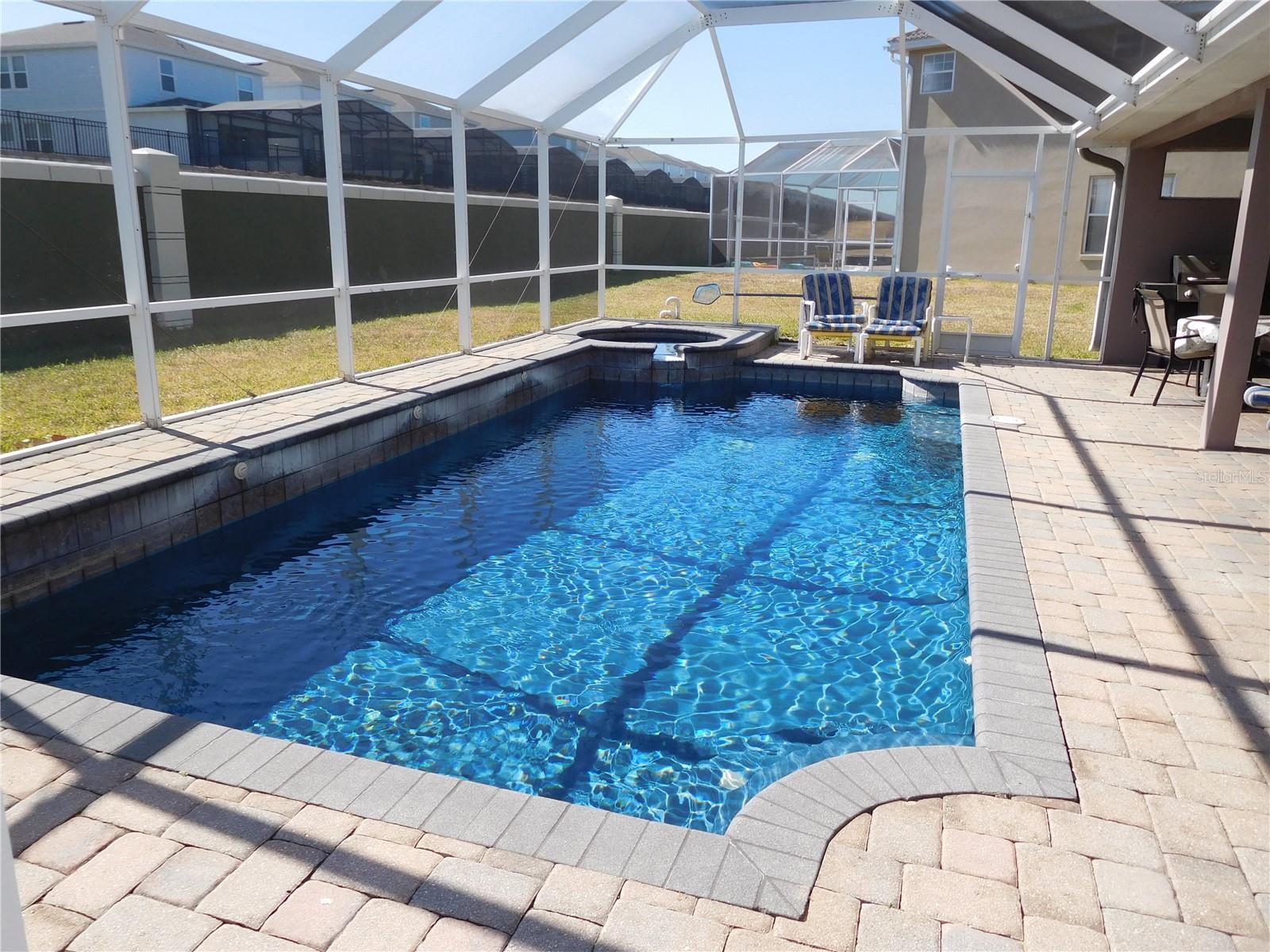 Image 12 of 47 For 422 Vista Drive